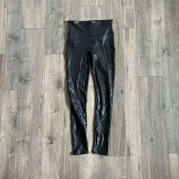SPANX Black Faux Leather Leggings Size Small - Picture 2 of 8